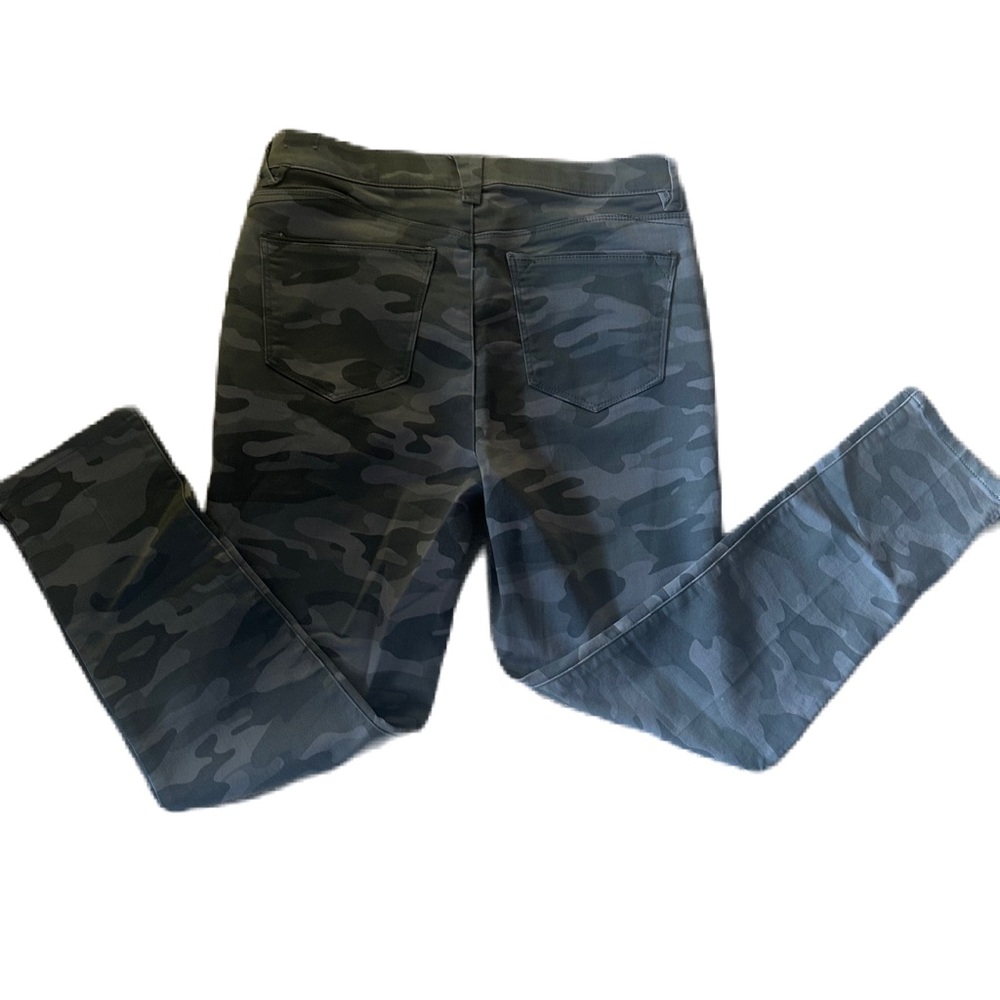Wit & Wisdom Women’s Absolution High Waist Camouflage Ankle Pants. Size 6 - Picture 6 of 9